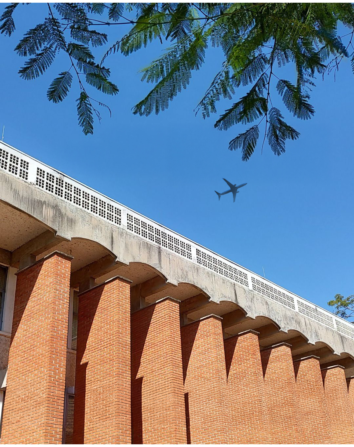 vista de prédio da unicamp