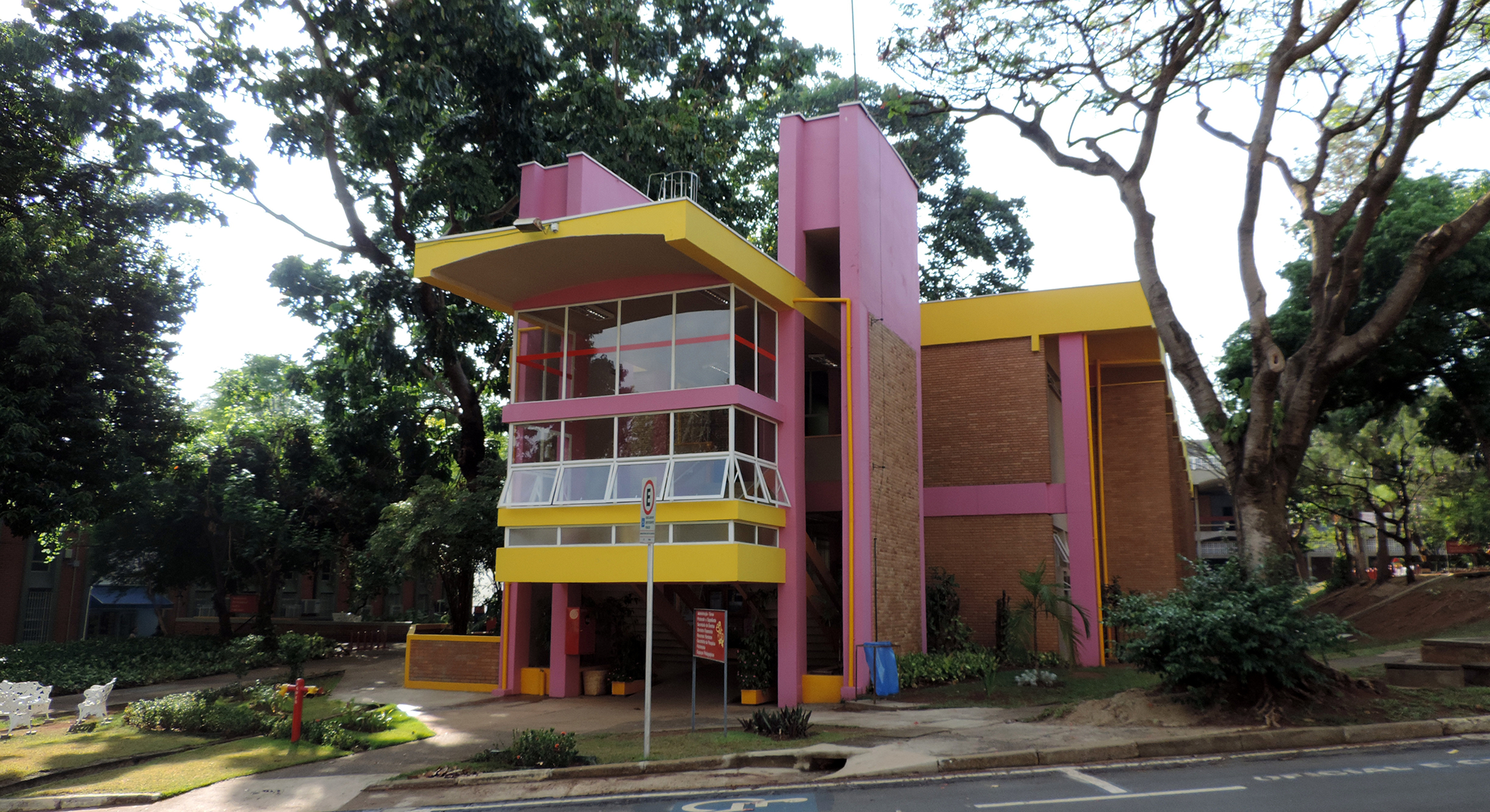fachada do predio principal, IFCH